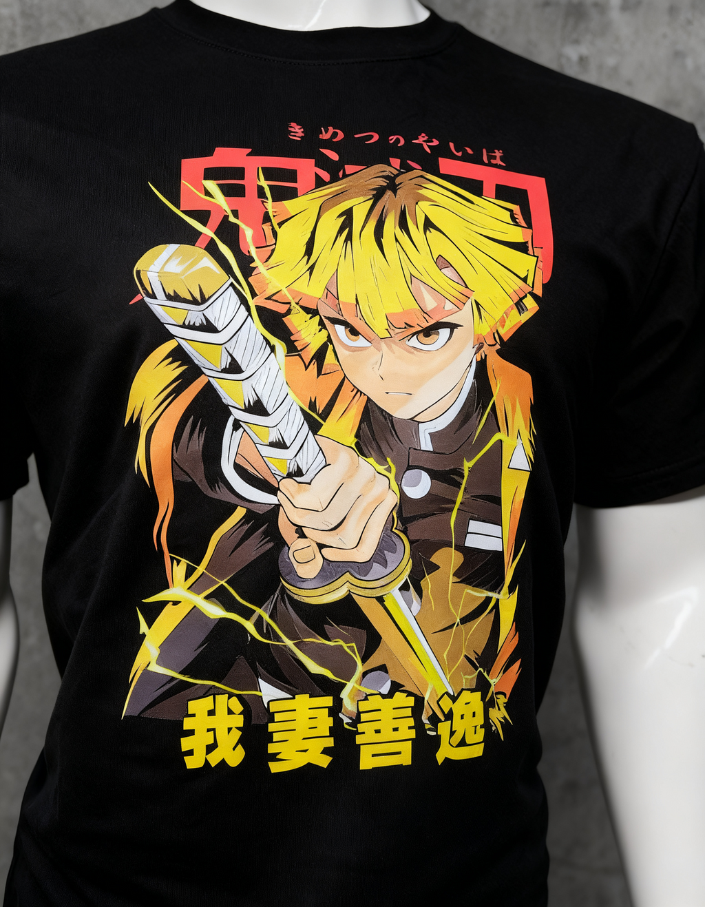 Playera Zenitsu Agatsuma detalle 2